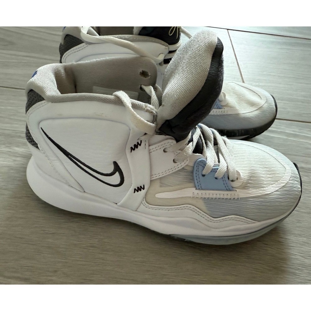 Nike Kyrie Low 5 Kids Basketball Shoes White Blue Size 4Y - Picture 3 of 10